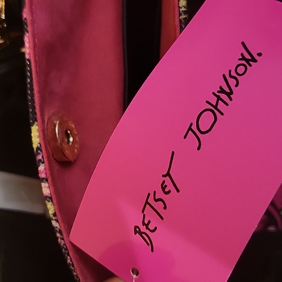 BETSEY JOHNSON FLORAL CANVAS TOTE - Picture 8 of 16